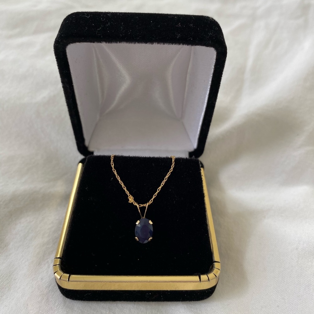 SOLD 🔥 14K Gold Sapphire Necklace